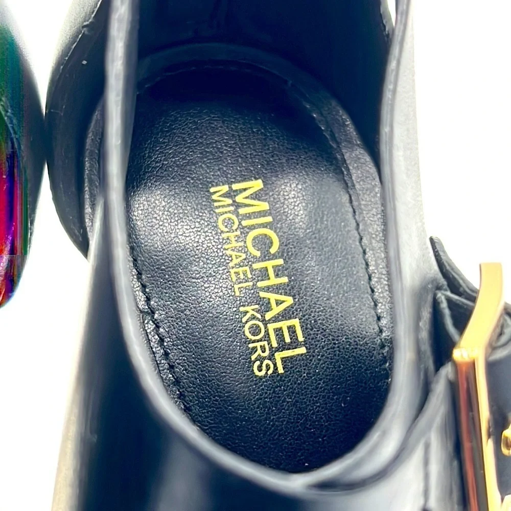 Michael Kors high heel  shoes in great condition.size 7.